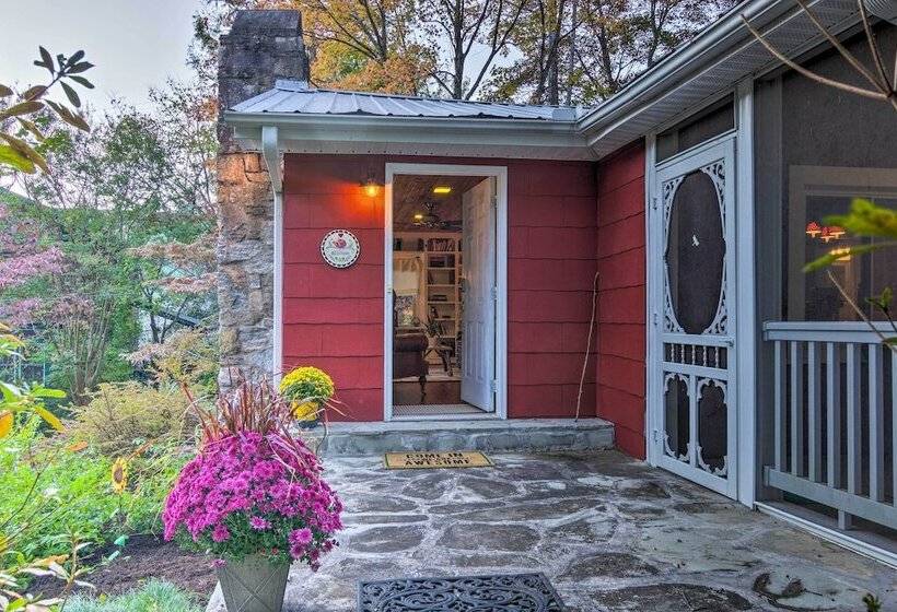 Mtn Views + Fire Pit: Serene Chimney Rock Abode