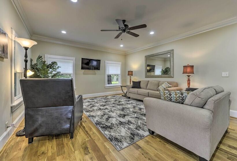 Remodeled Pittsboro Farmhouse Sitting On 220 Acres