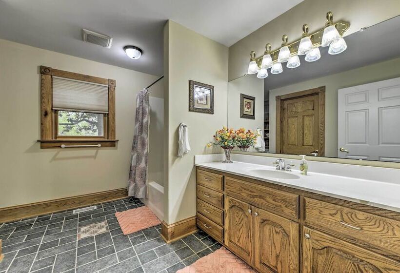 Remodeled Pittsboro Farmhouse Sitting On 220 Acres