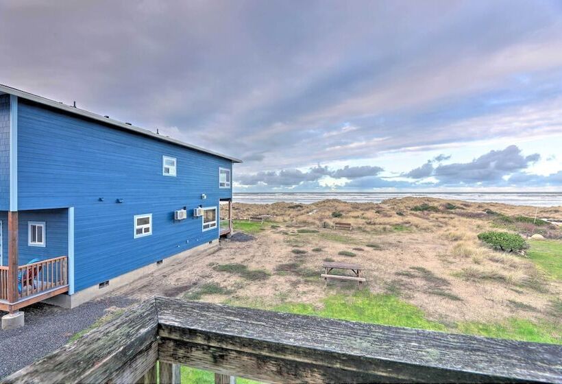 Sanderling Sea Cottages, Unit 2: Walk To Coast!