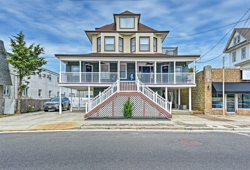 Seaside Wildwood Haven: Walk To Boardwalk/beach!