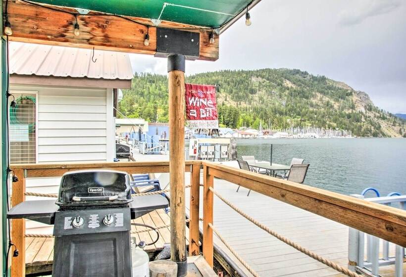 Serenity At Scenic Bay: Floating Cottage W/ Views!