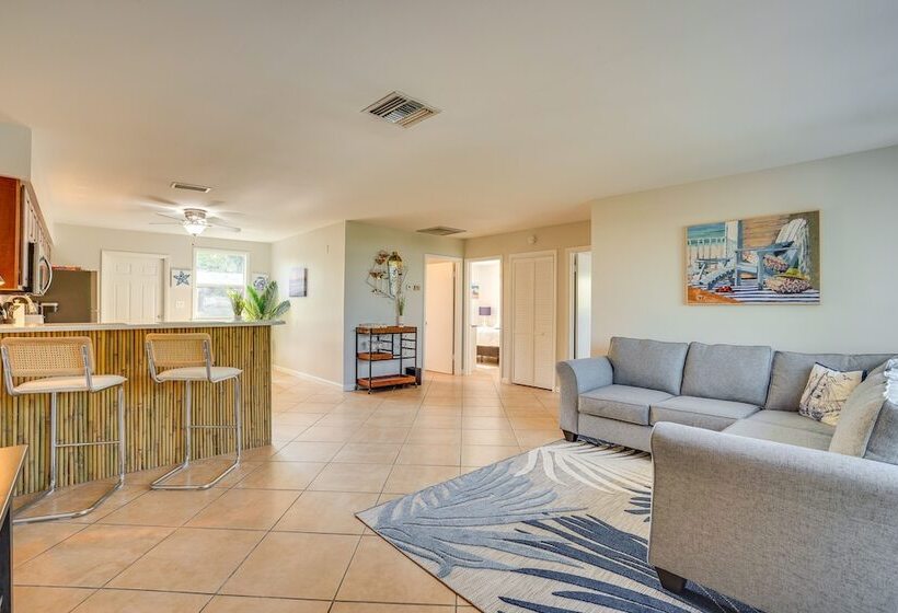 Stunning Bonita Springs Home On The Canal!