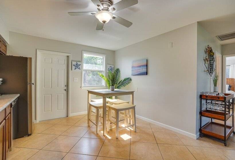 Stunning Bonita Springs Home On The Canal!