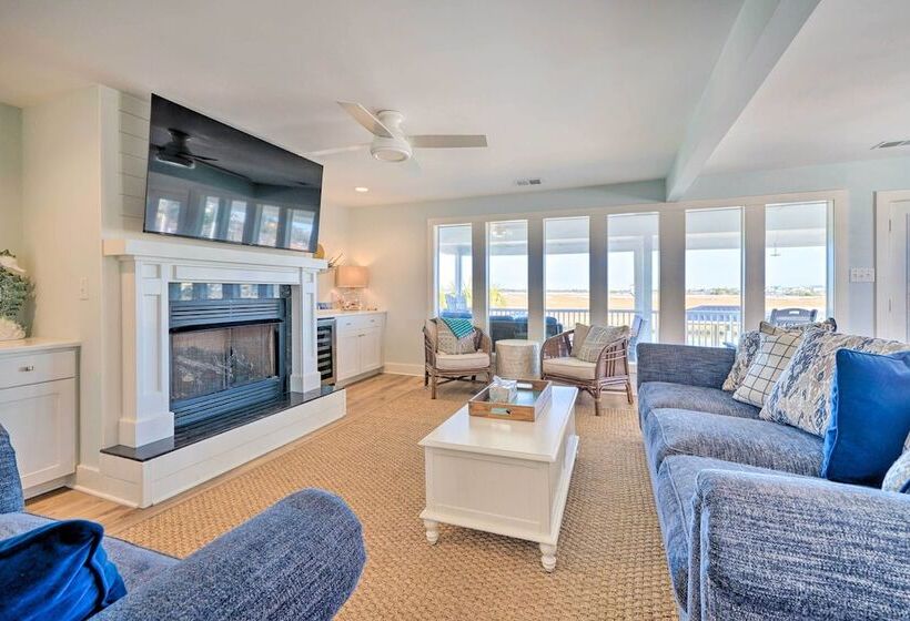 Stunning Surf City Home On Canal W/ Game Room!