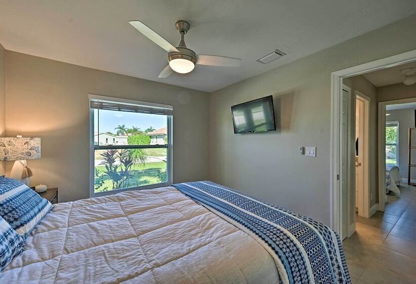 Sunny Marco Island Oasis < 2 Miles To Beach!