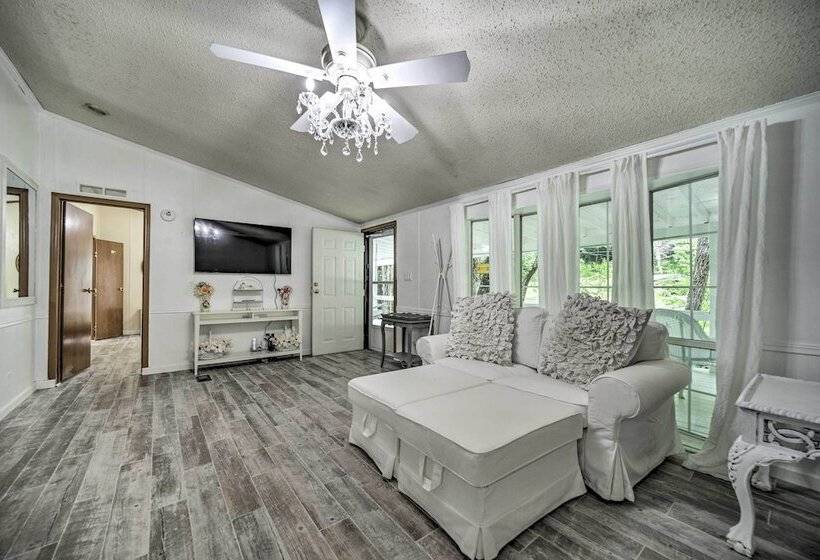 Tranquil Creekfront Bryson City Home W/ Grill!