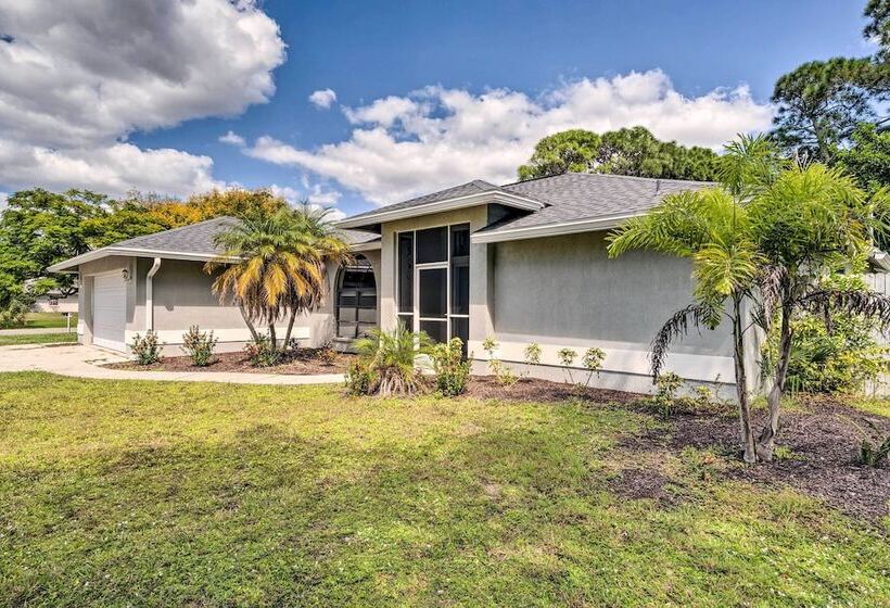 4 Mi To Beaches: Home W/ Lanai & Yard In Venice!