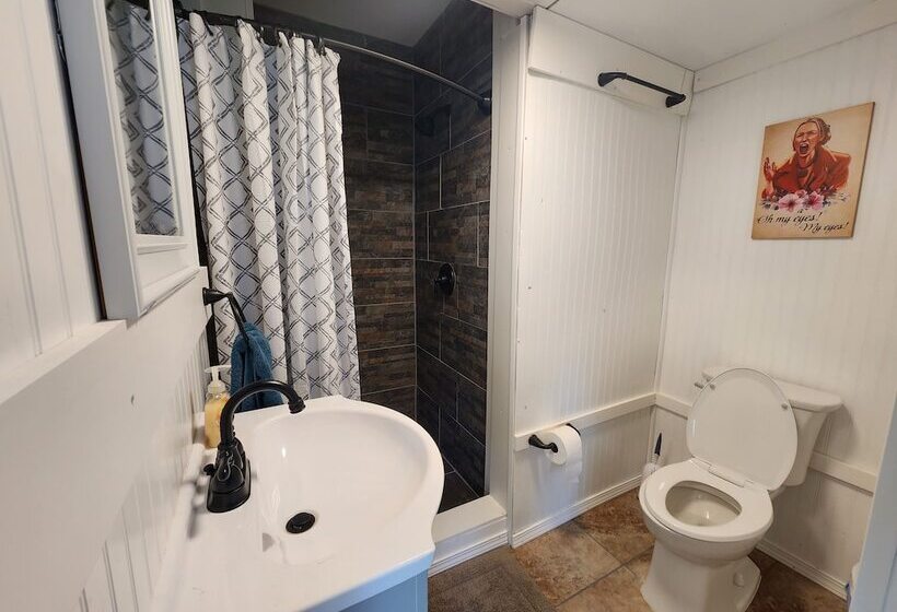 And. N B&b