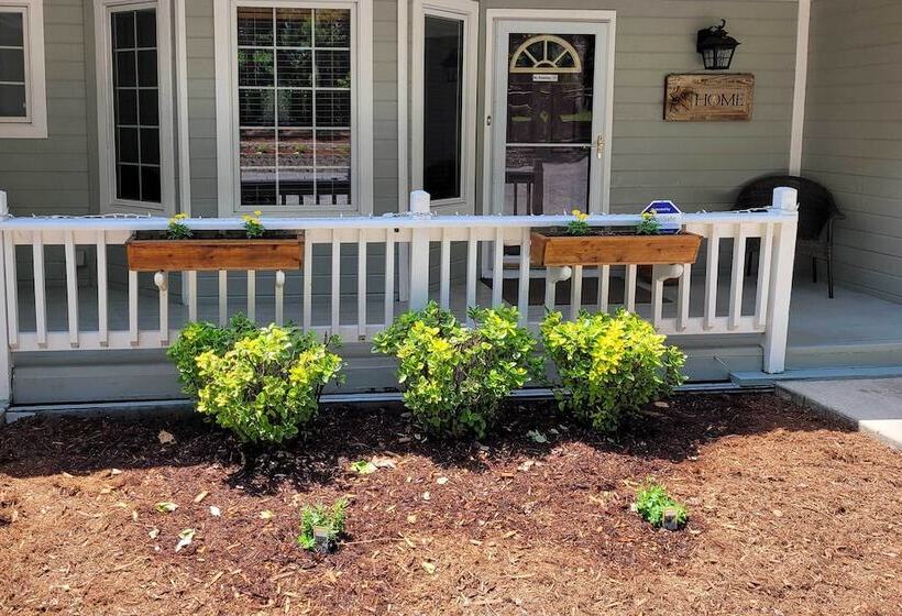 Beautiful Ozark Oasis W/ Deck: Walk To Beaver Lake