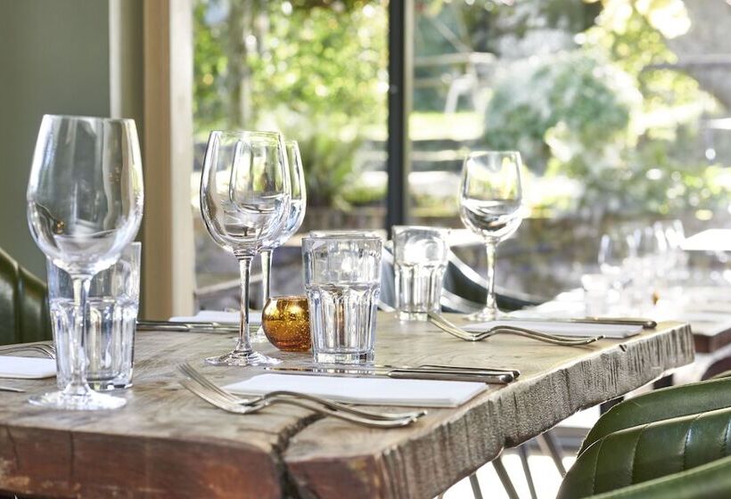 مبيت وإفطار The Jolly Sportsman