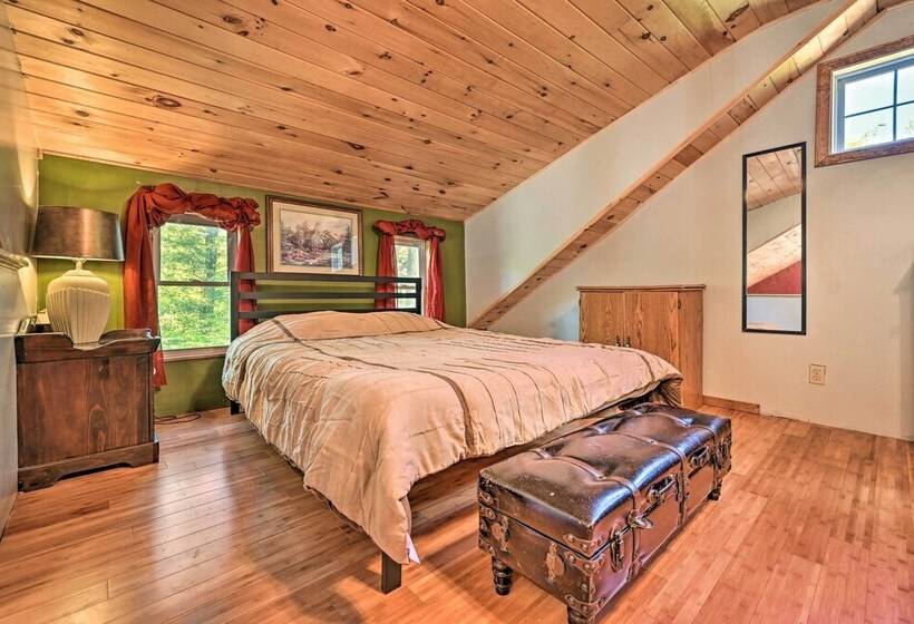 Cabin In The Untouched Woods   3 Miles To Ski