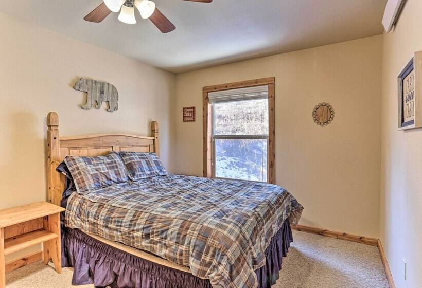 Cabin W/ On Site Trails   15 Miles To Mt Rushmore!