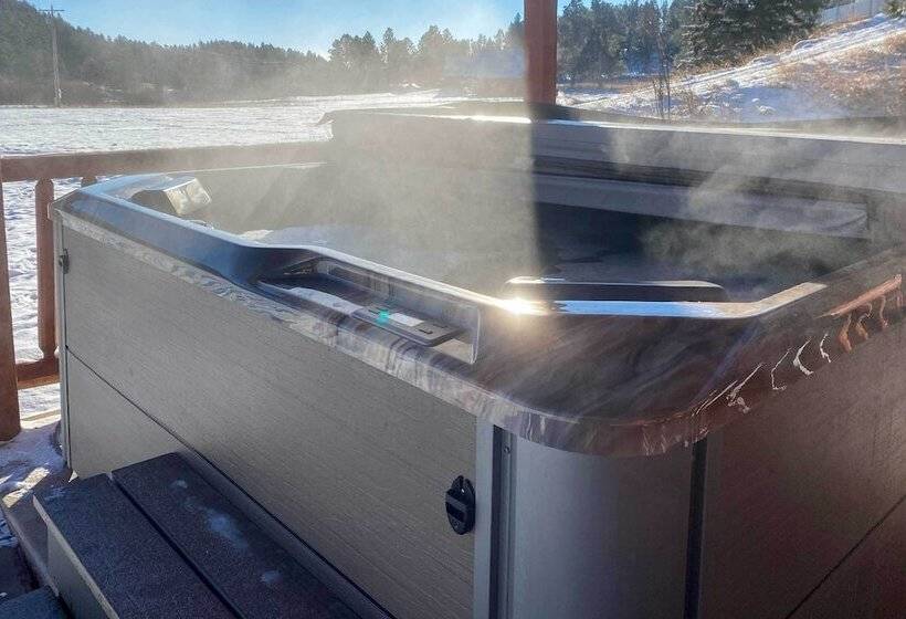 Cabin W/ On Site Trails   15 Miles To Mt Rushmore!