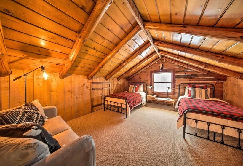 Cambridge Springs Cabin Near French Creek!