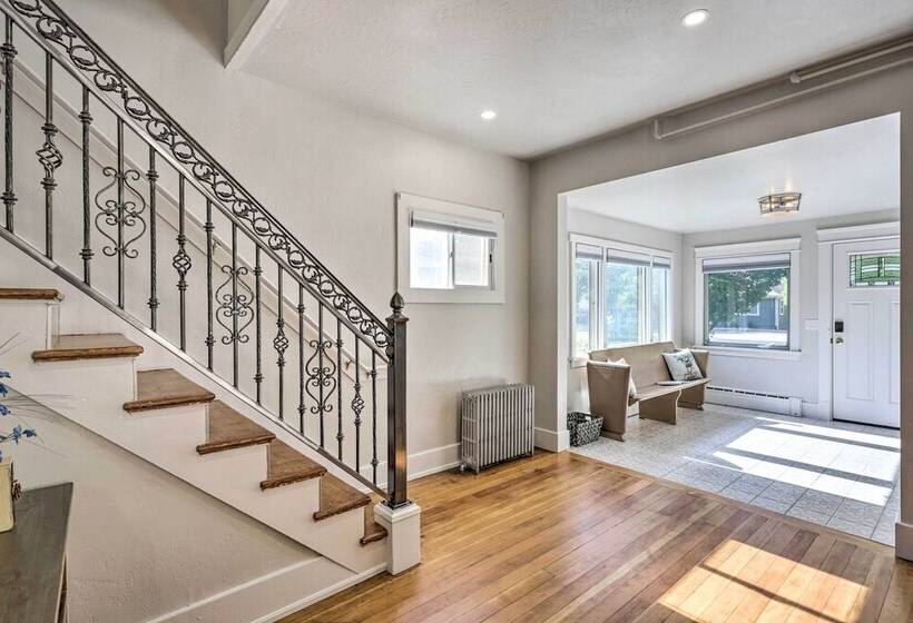 Charming Downtown Fruita Home: Hike & Explore