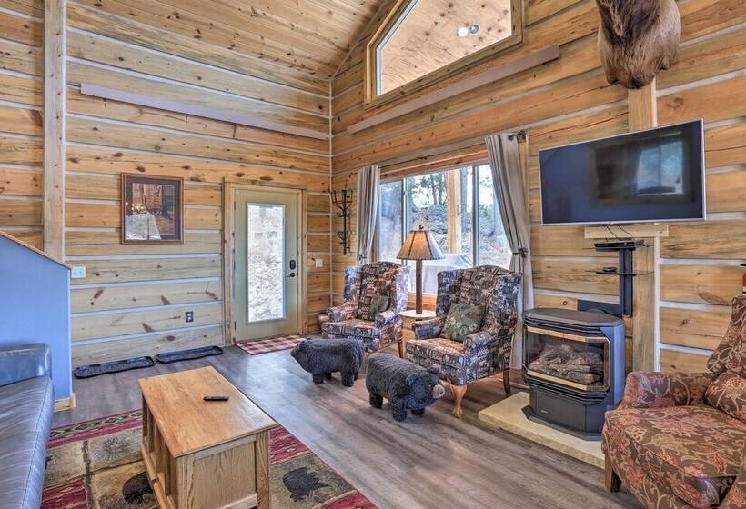 Cozy & Private Custer Cabin W/ Hiking On Site