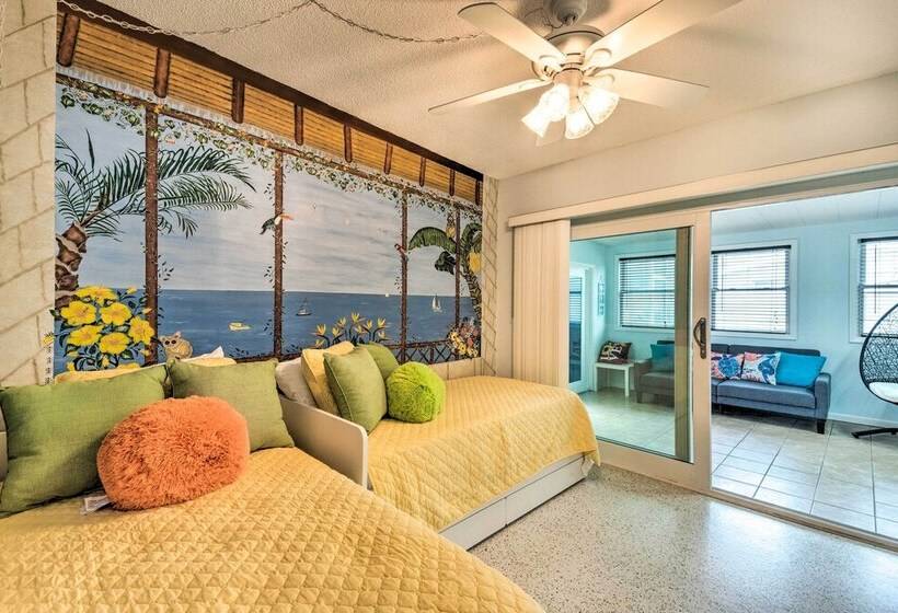 Home W/ Dock, Pool, Kayaks: Walk To Palma Sola Bay