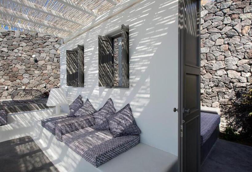 هتل Erosantorini Estate