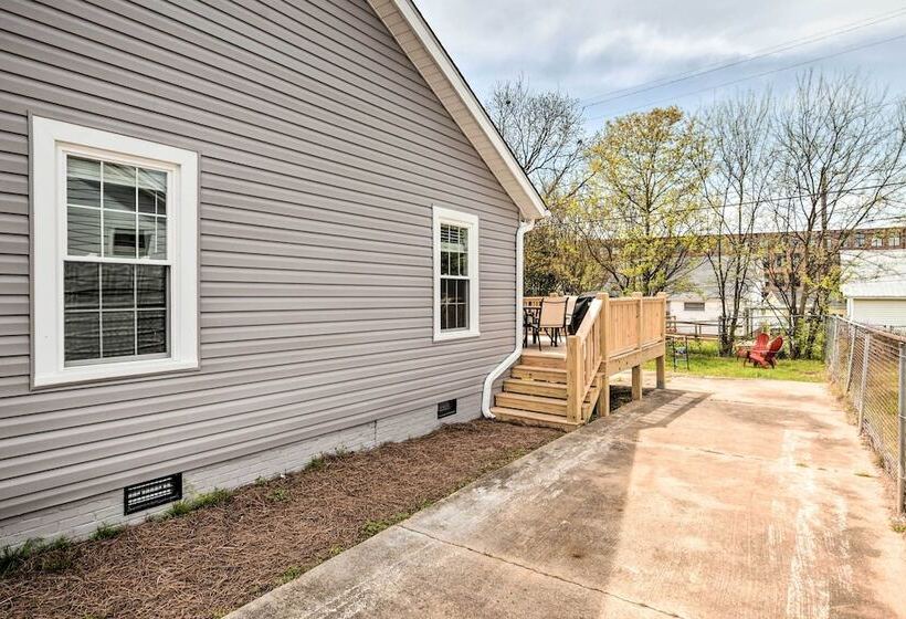 Ideally Located  Penne Place  W/ Deck & Grill