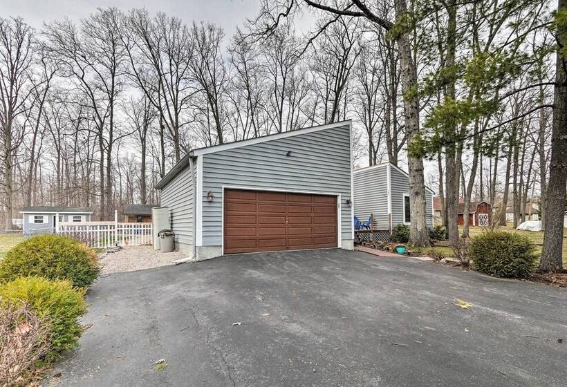 All Season Indian Lake Home W/ Covered Deck!