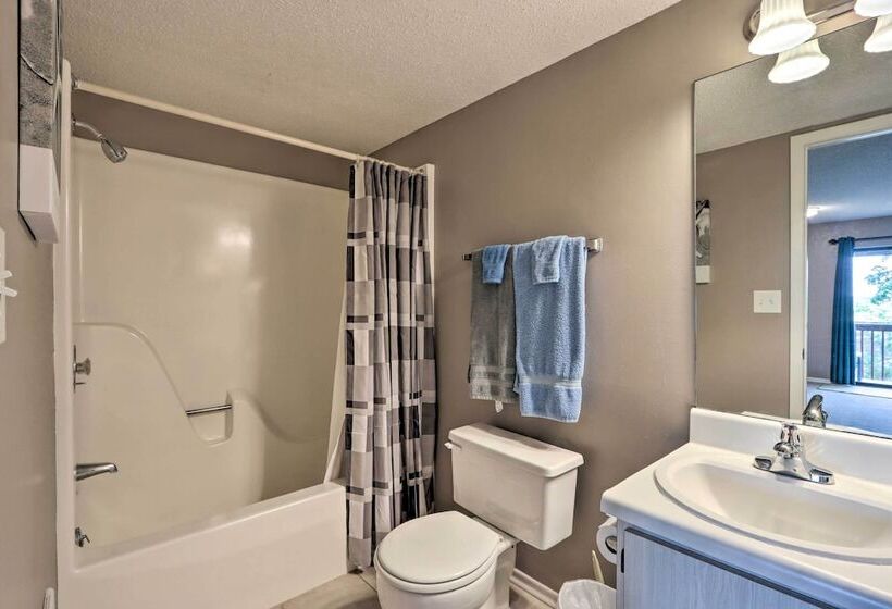 Screened Porch, Resort Perks: Osage Beach Cabin!