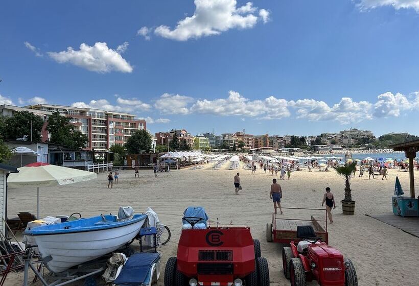 پانسیون Panorama Apartmentschantall