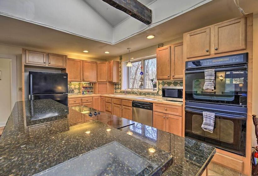 Pet Friendly Cabin W/ Dock On Claytor Lake!