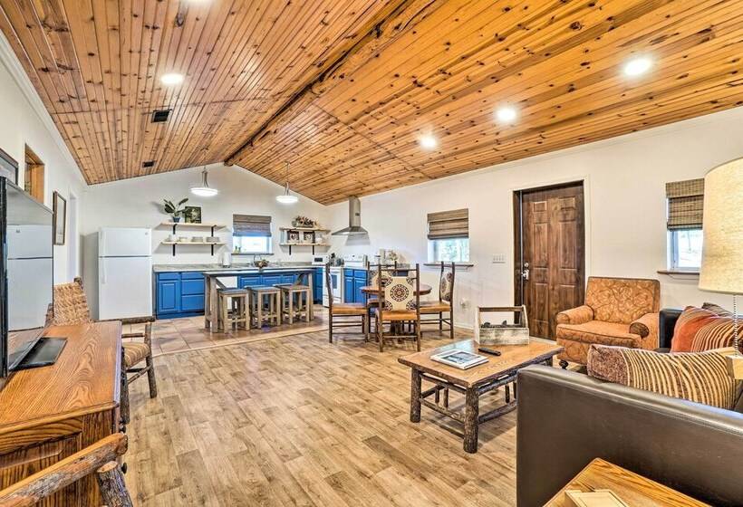 Relaxing Rural Harrison Home   11 Mi To Town