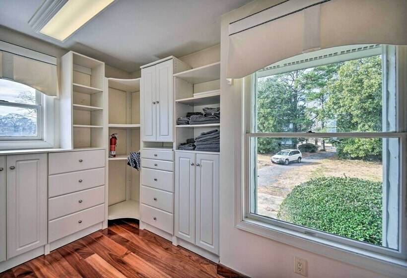 Riverfront Elizabeth City Retreat W/ Yard!
