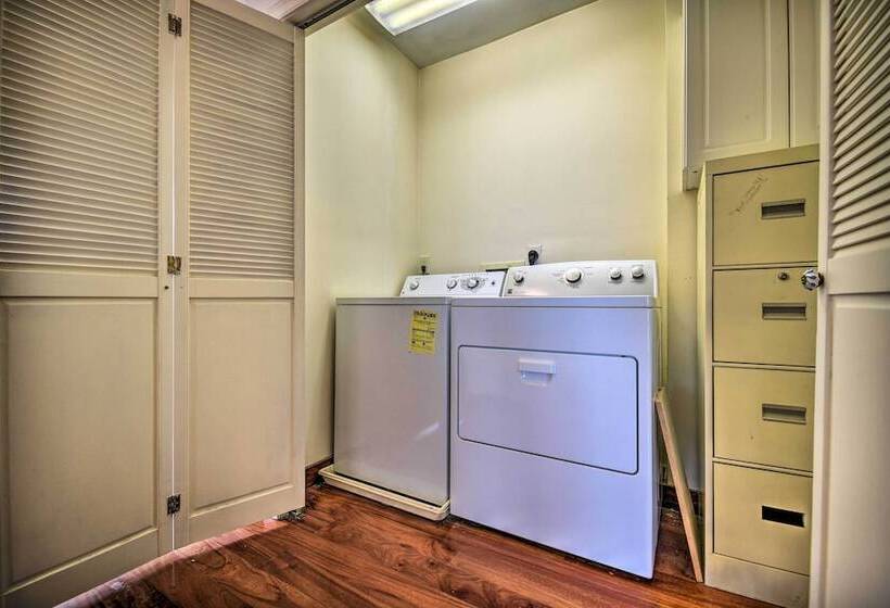 Riverfront Elizabeth City Retreat W/ Yard!