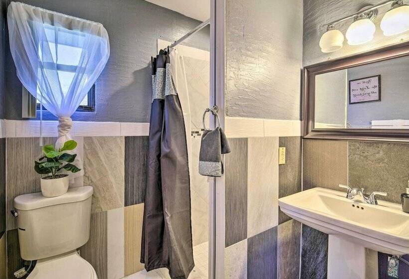 Lanai, Pool & Gas Grill: Sebring Retreat!