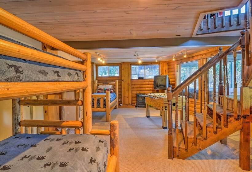 Secluded Breck Cabin: Hot Tub, 3 Mi To Main Street