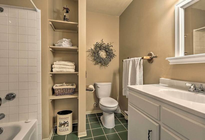 Cabin W/ Hot Tub: 3 Mi To Main St Breckenridge!