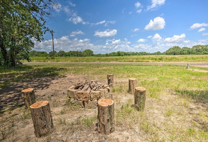 Secluded Home W/ Gas Grill, 3 Mi To Boating!