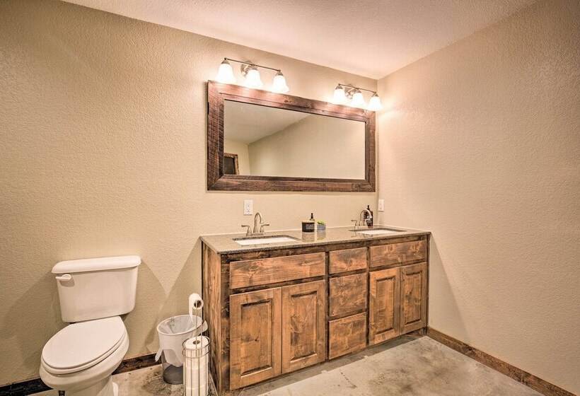 Secluded Home W/ Gas Grill, 3 Mi To Boating!