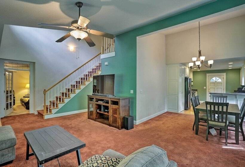 Spacious Downtown Chico Home ~ Half Mile To Csu!