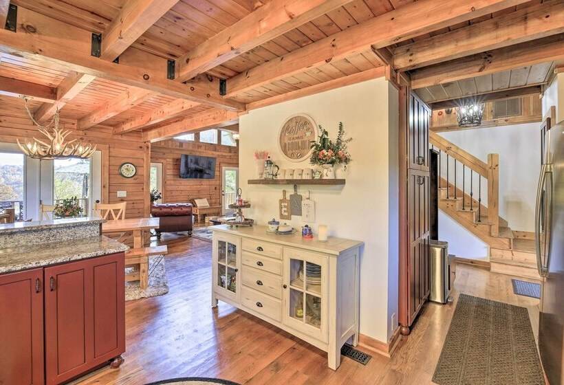 Spacious Mouth Of Wilson Cabin Near New River