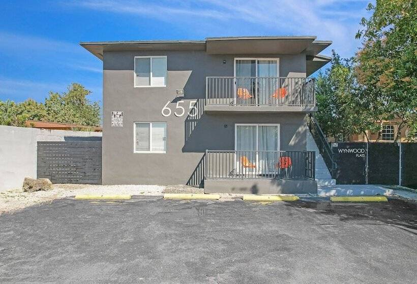 Elegant Wynwood Flats