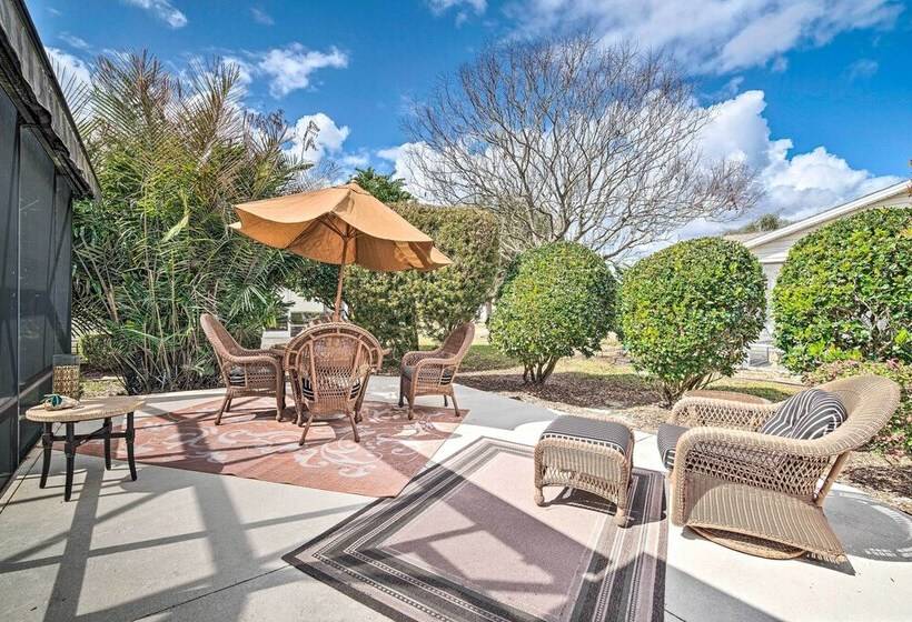 Home In The Villages W/ Lanai & Private Hot Tub!
