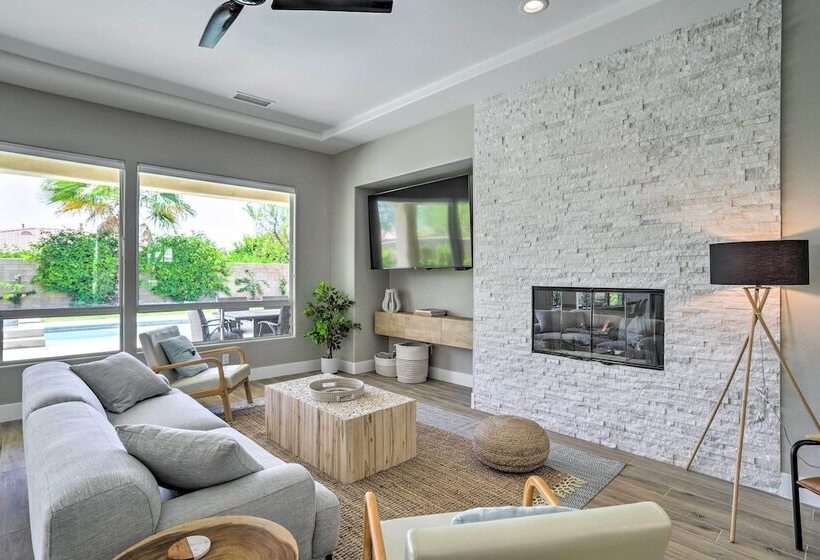 Updated & Modern Palm Desert Hideaway W/ Pool