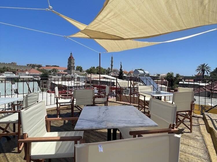 Bed and Breakfast Midgard Suites   Medieval Town