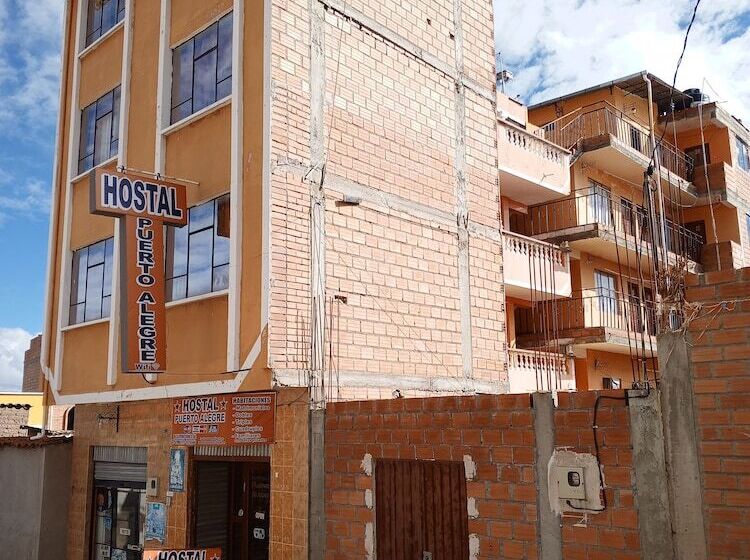 مسافرخانه Puerto Alegre Copacabana