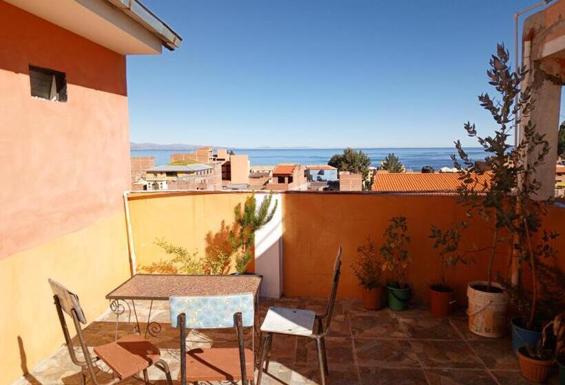 مسافرخانه Puerto Alegre Copacabana