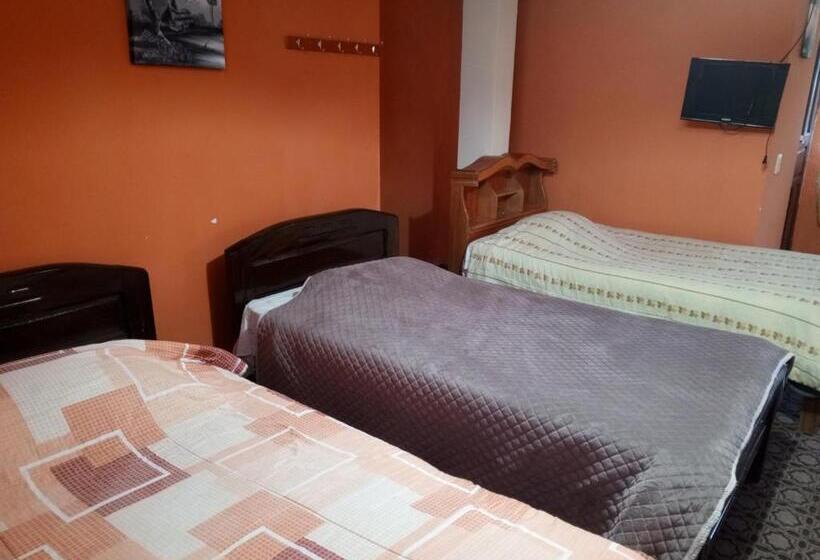 مسافرخانه Puerto Alegre Copacabana