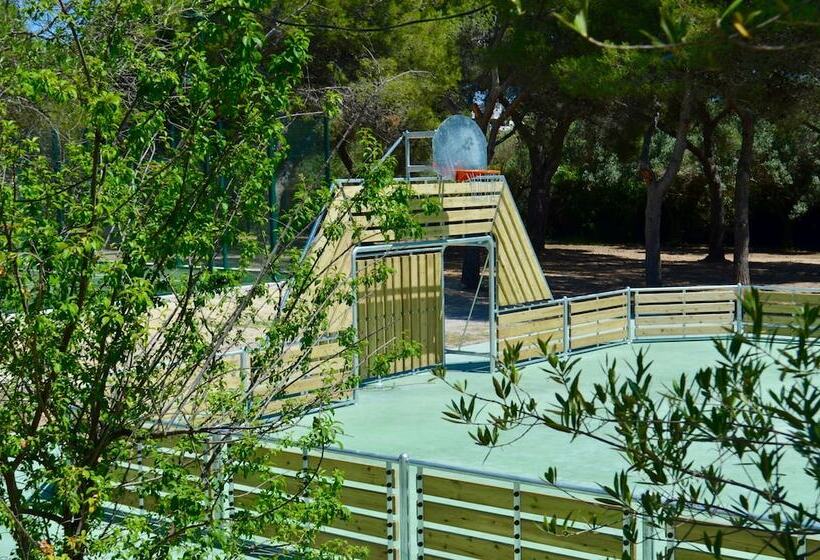 هتل Camping El Garrofer