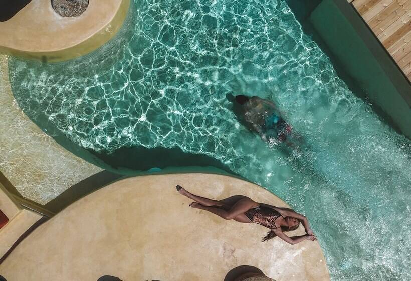 Hotel Divino Caldera