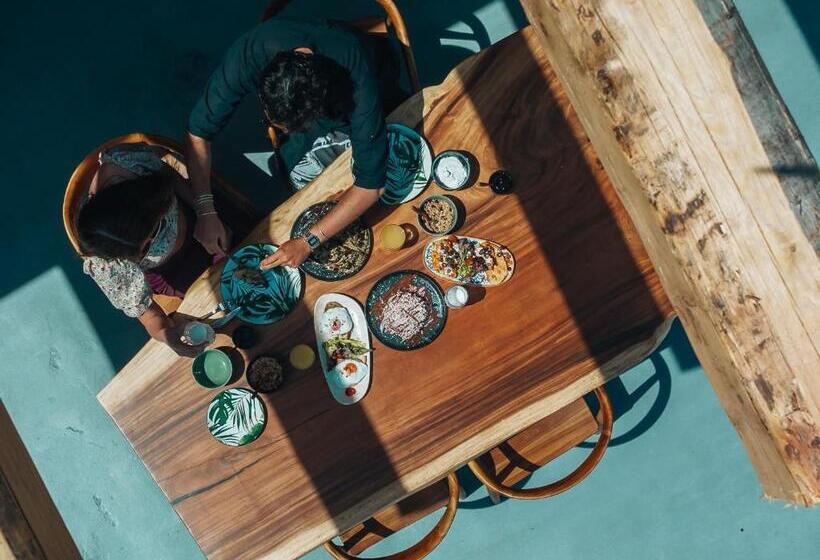 Hotel Divino Caldera