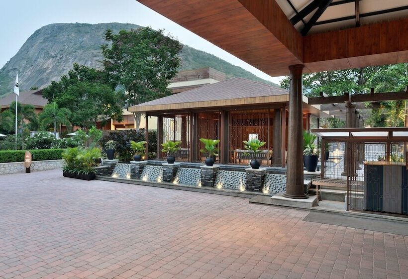 酒店 Mulberry Shades Bengaluru Nandi Hills, A Tribute Portfolio Resort