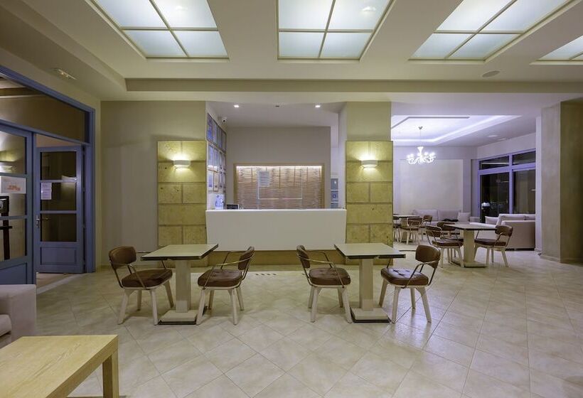 فندق Mythos Suites